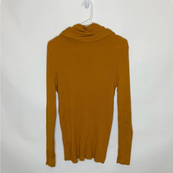 Jones New York Women’s Size XL, Cowl Neck Sweater - Picture 4 of 4